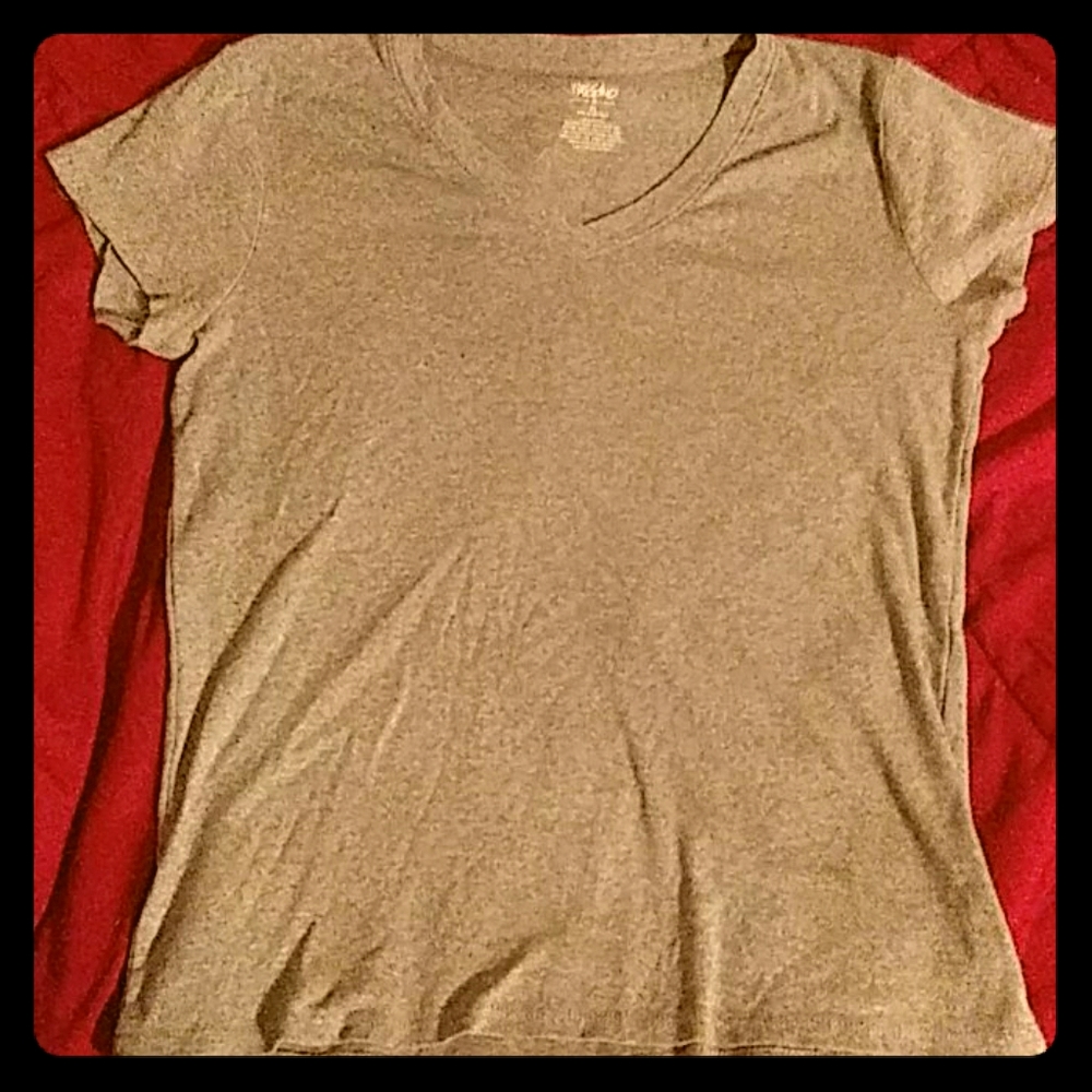 ⭐4 for $20 womens tee shirt